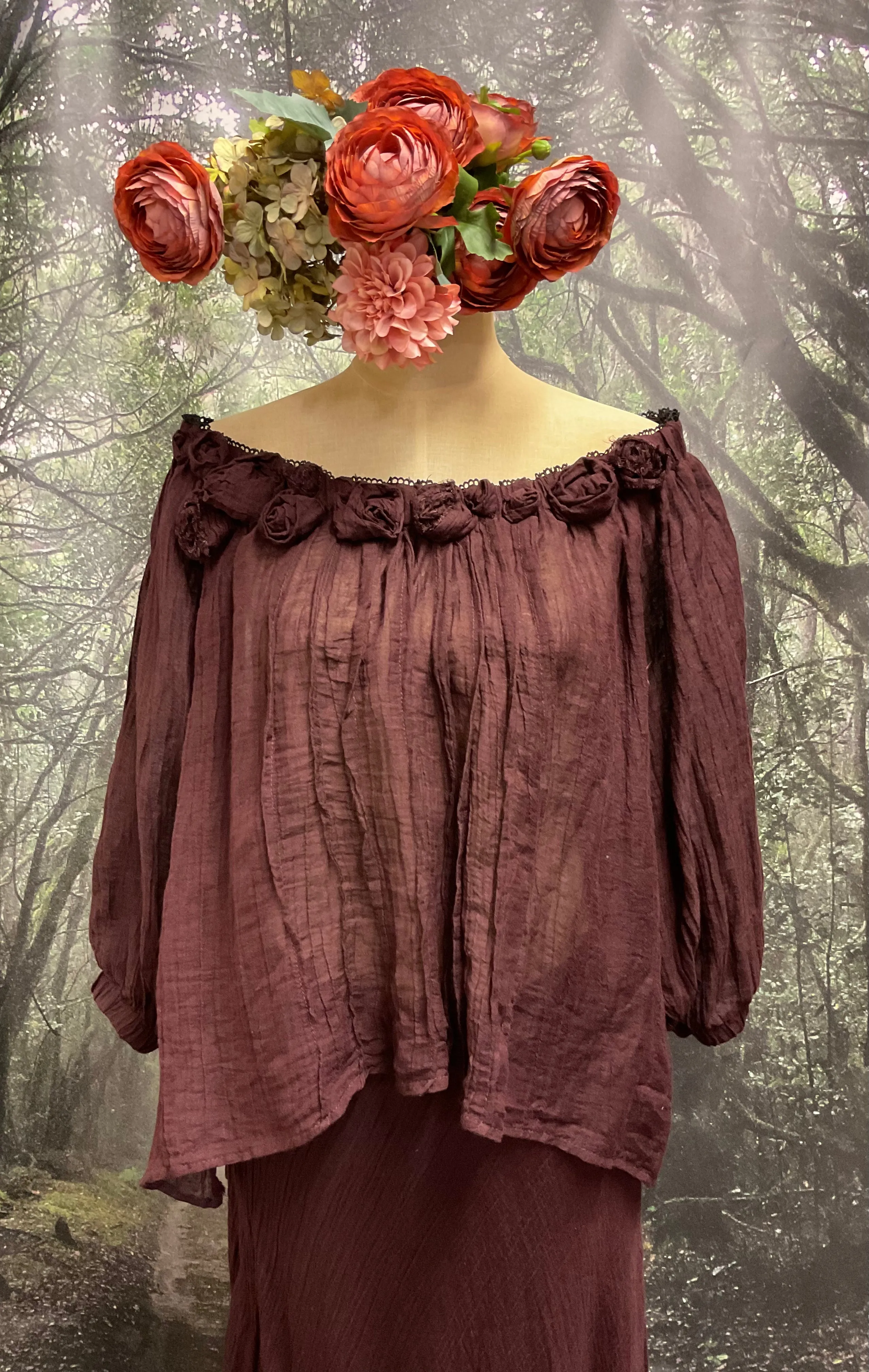 #5341 Blackberry cotton roses top