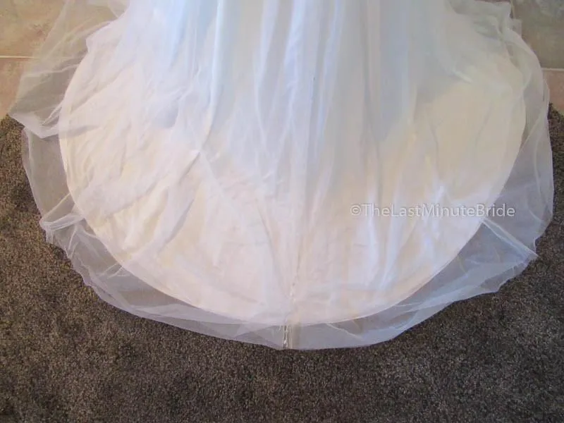 Allure Bridals M542