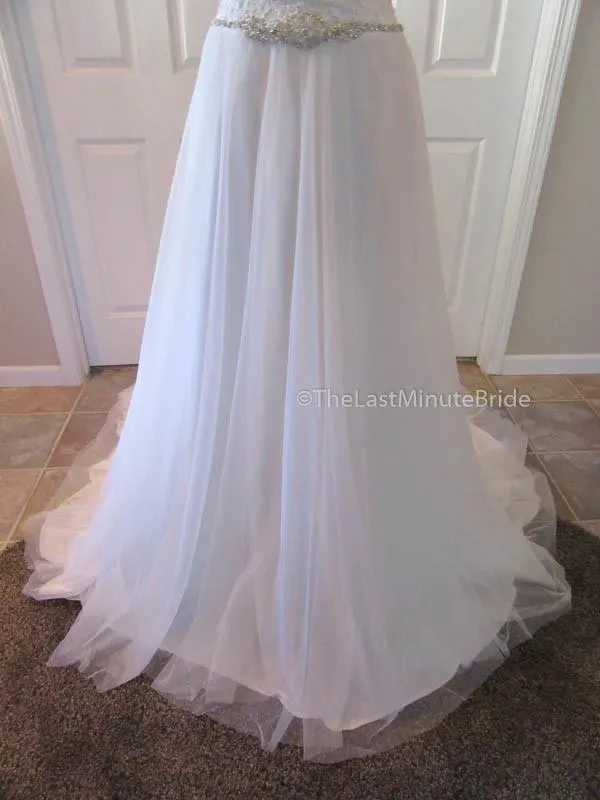 Allure Bridals M542