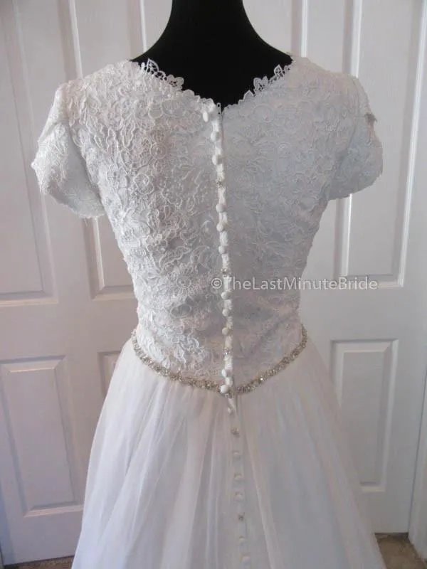 Allure Bridals M542