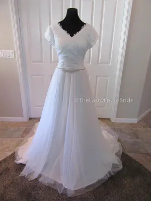 Allure Bridals M542