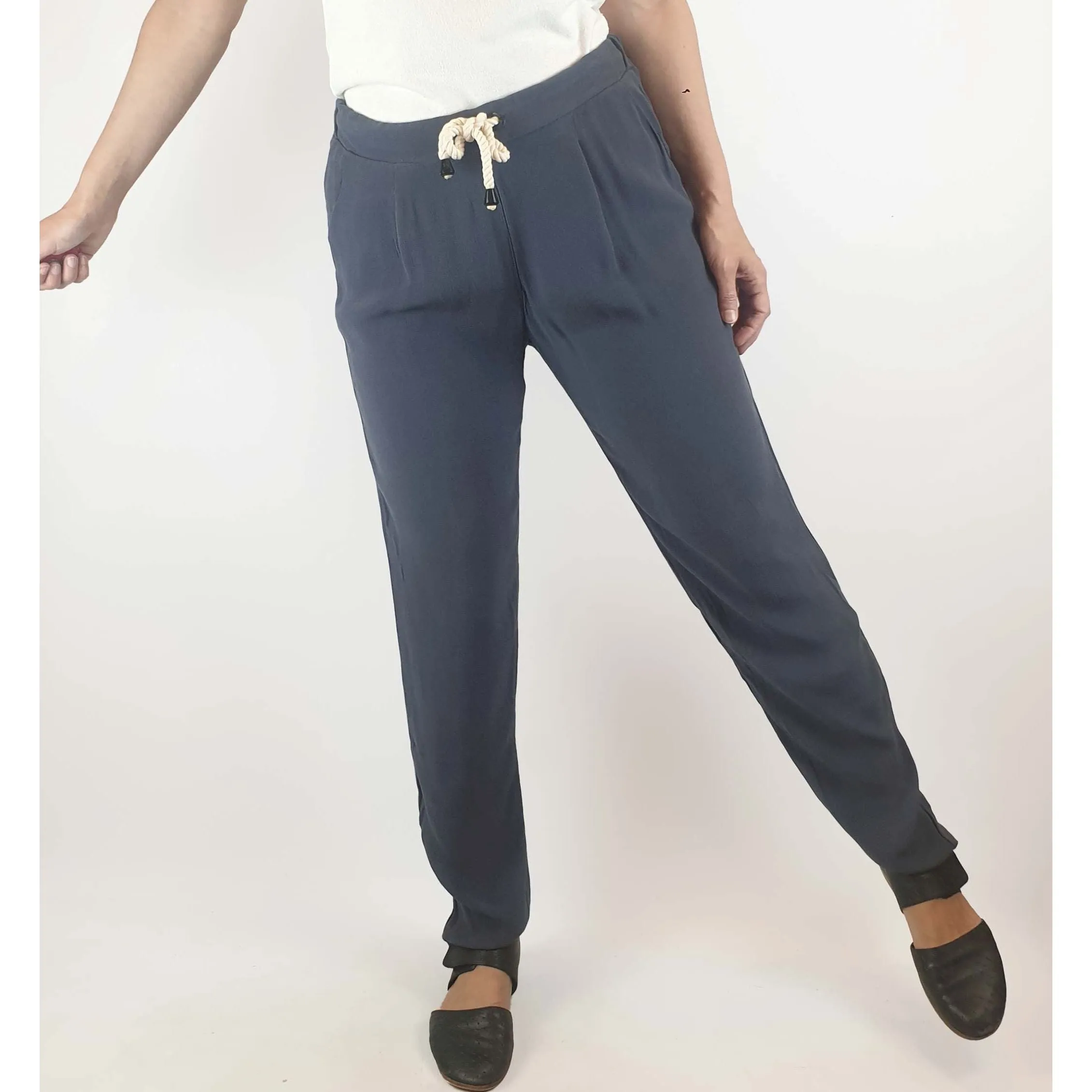 APOM preloved blue grey soft pants size 8