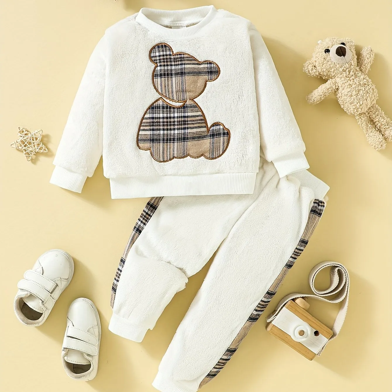 Baby Boys And Girls Long Sleeve Cartoon Stripe Bear Pattern Double-sided Flannel Sweatshirt   Trousers 2pcs Set For Autumn And Winter Outdoor Wear