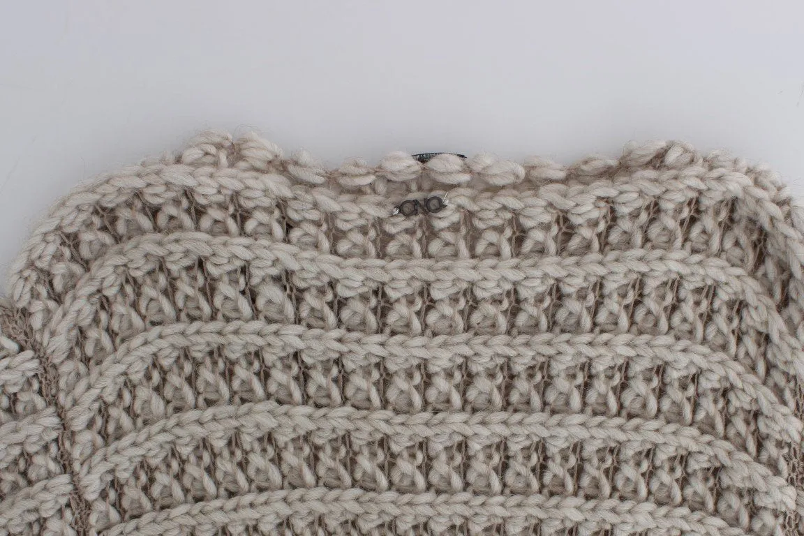 Beige short sleeved sweater
