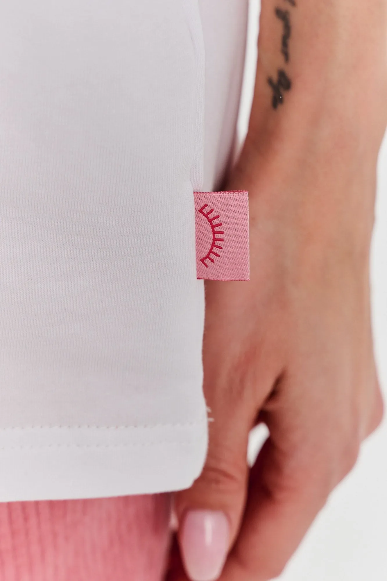 Berry Pocket T-shirt
