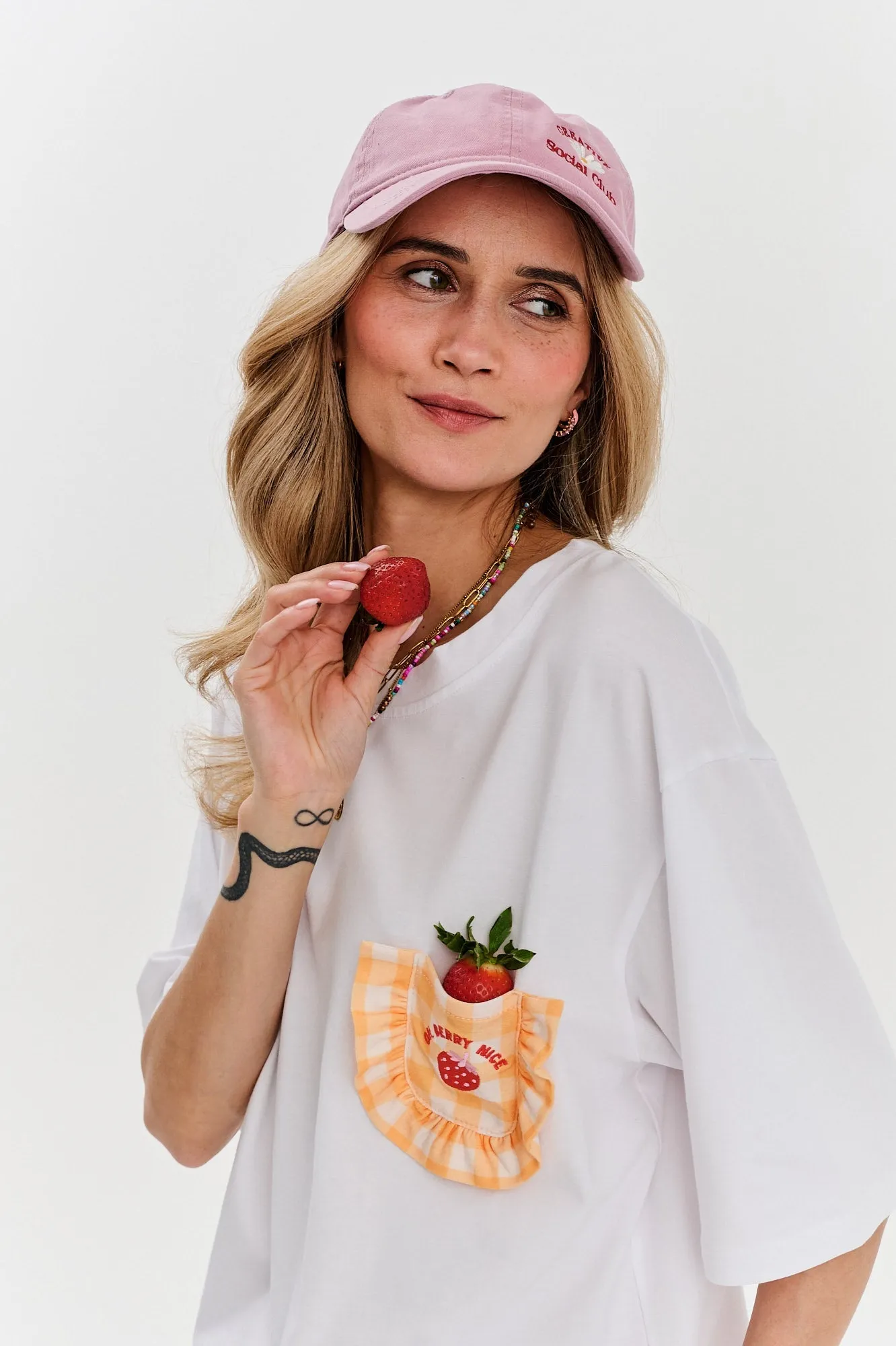 Berry Pocket T-shirt