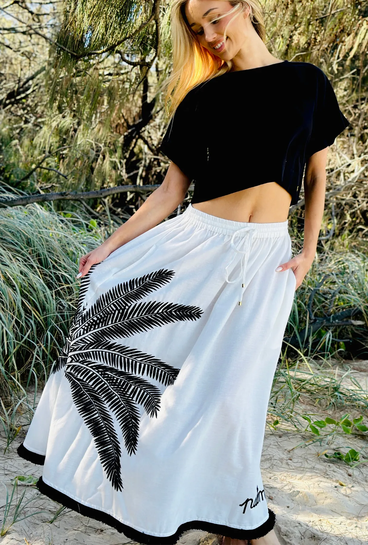 Catch My Drift Skirt – Under the Palms - White