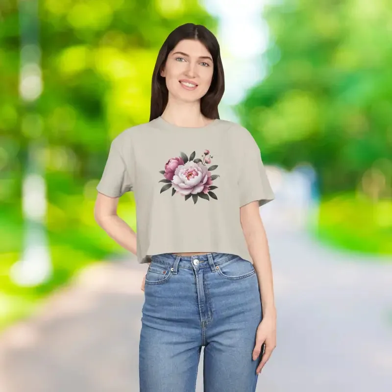 Crop Tee Casual Chic for a Trendy Spring Essential