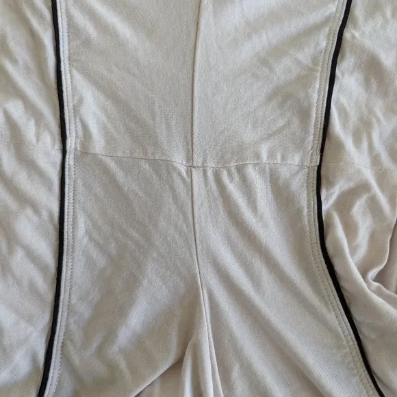 Eberjey light pink with black piping sleeping pajama shorts sz L