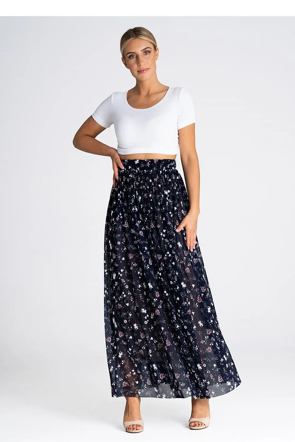 Elegant long flared striking fabric skirt