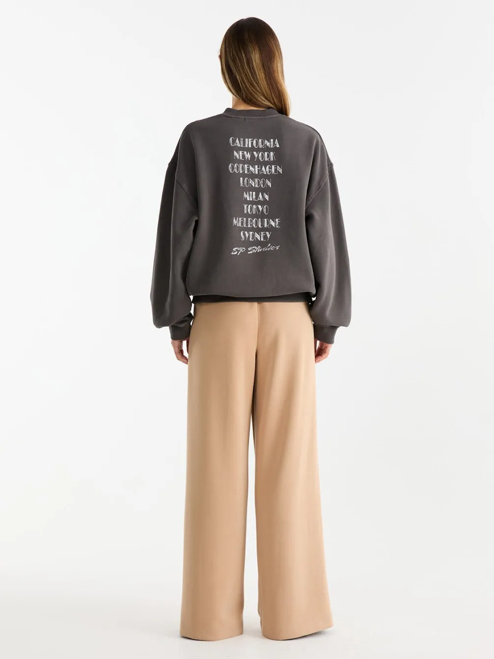 ENA Pelly II PELLY Tour Sweatshirt - Smoke