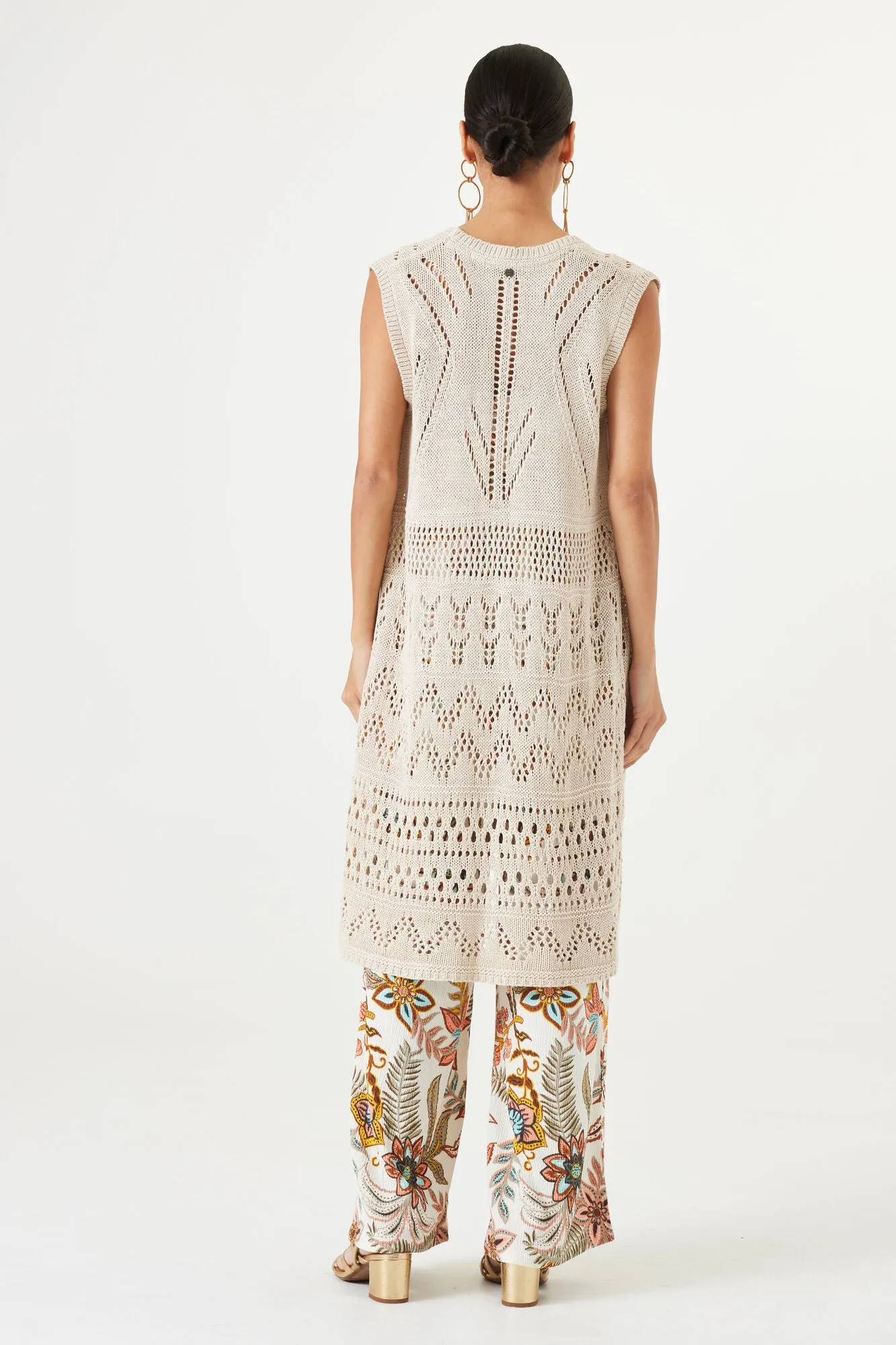Garcia Sleeveless Cardigan - Almond