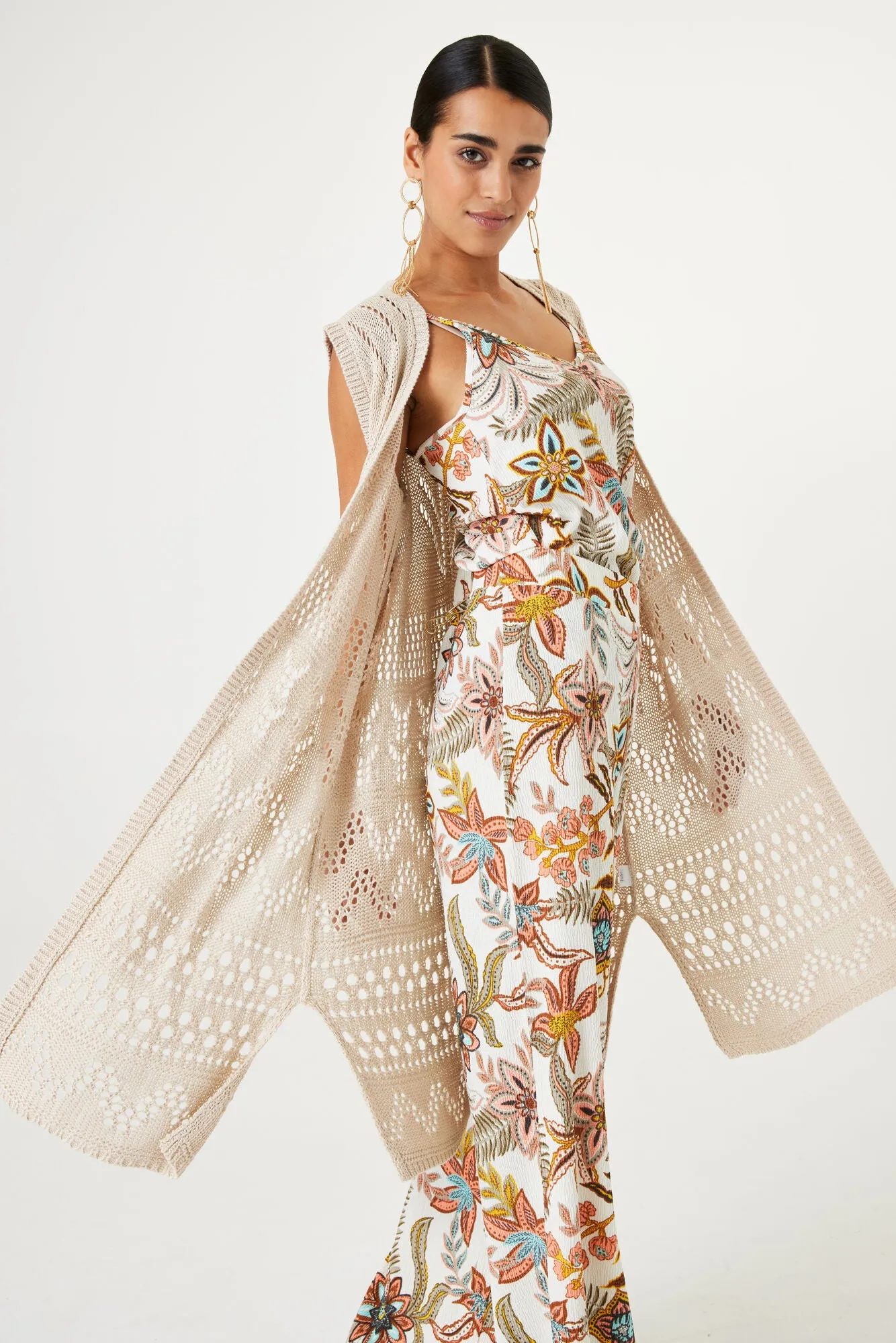 Garcia Sleeveless Cardigan - Almond