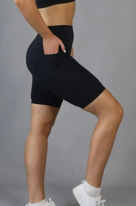 High Waist Long Shorts - Black