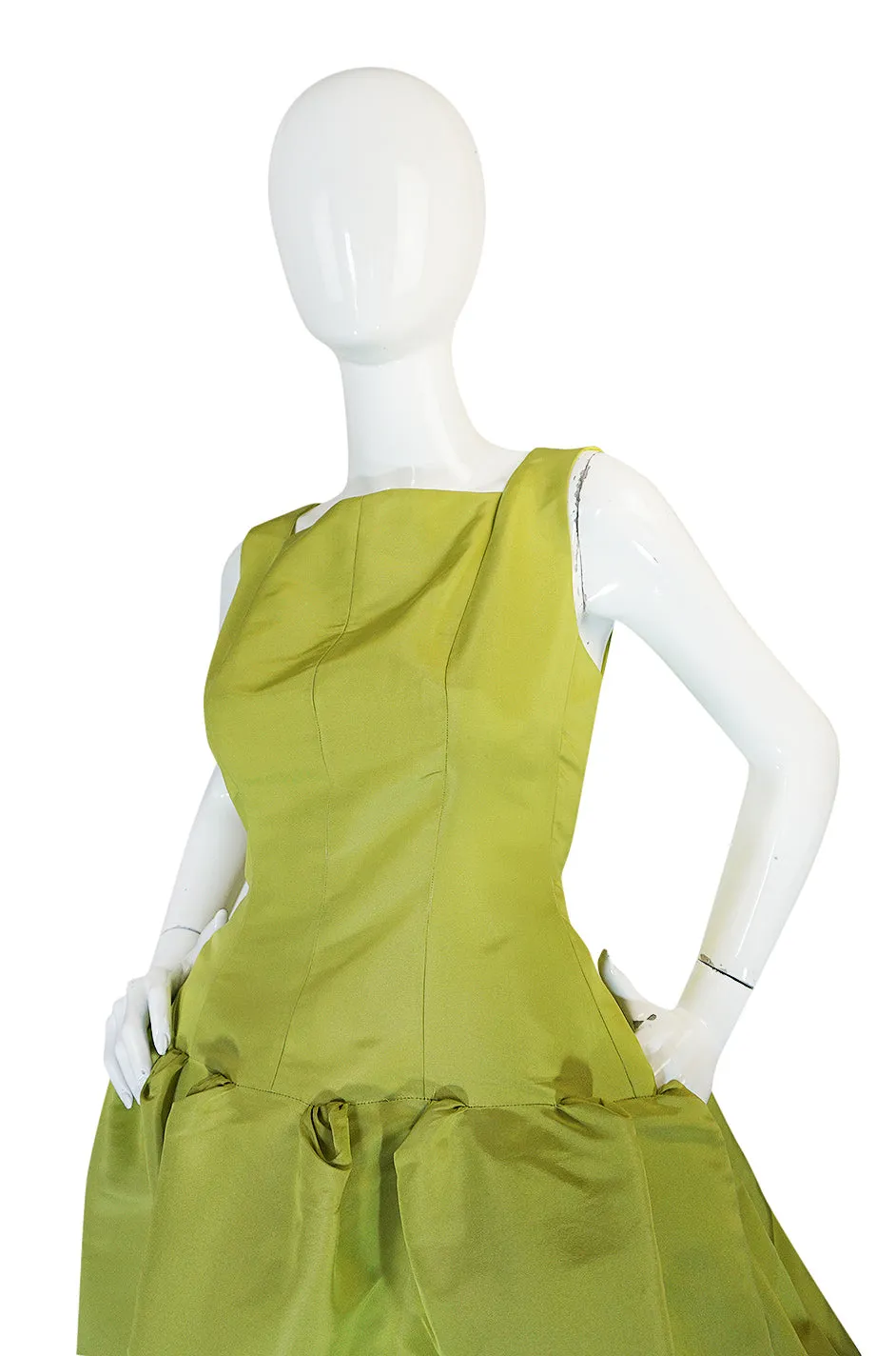 Iconic S/S 2004 Oscar De La Renta Lime Green "Carrie" Dress