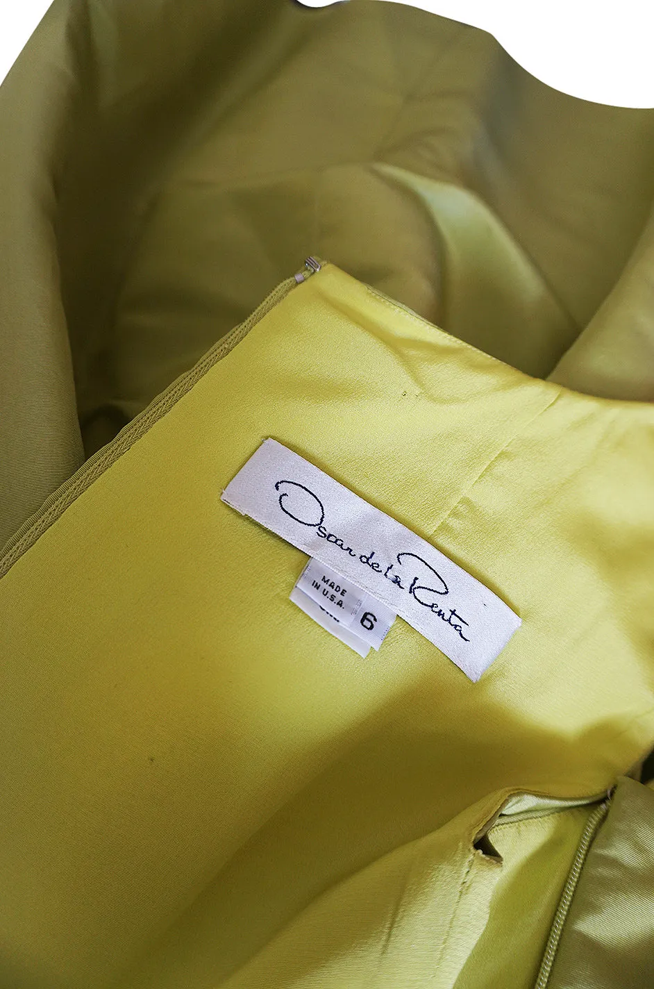 Iconic S/S 2004 Oscar De La Renta Lime Green "Carrie" Dress