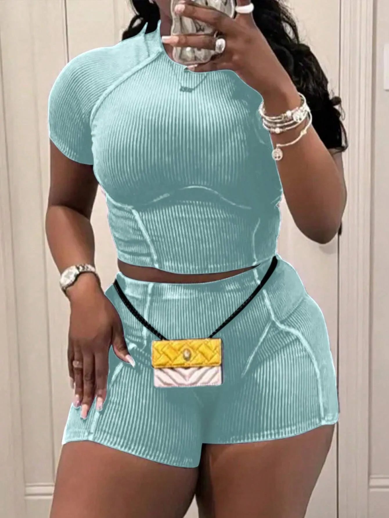 INAWLY 2pcs Women's Crew Neck Raglan Sleeve T-Shirt And Shorts, Fitted & Sexy Summer Set