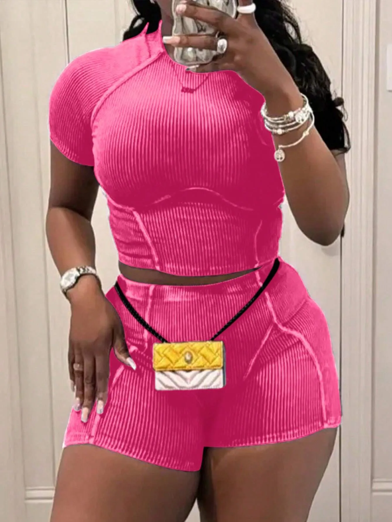 INAWLY 2pcs Women's Crew Neck Raglan Sleeve T-Shirt And Shorts, Fitted & Sexy Summer Set