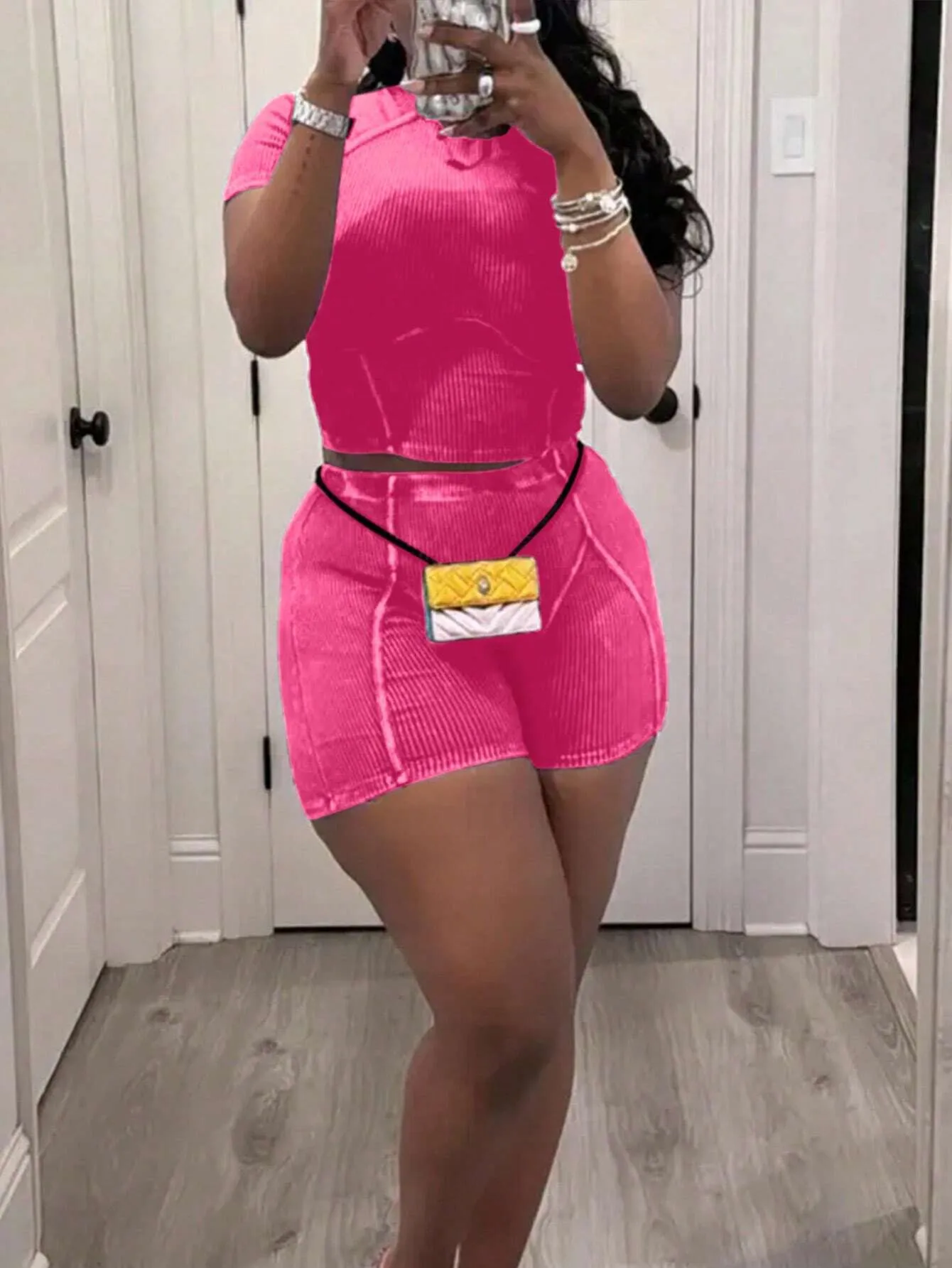 INAWLY 2pcs Women's Crew Neck Raglan Sleeve T-Shirt And Shorts, Fitted & Sexy Summer Set