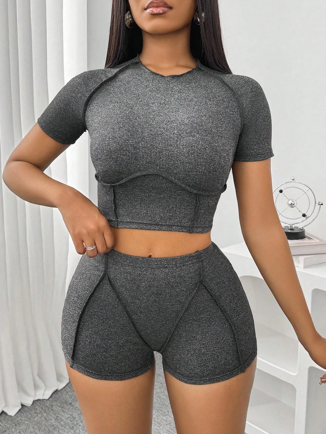 INAWLY 2pcs Women's Crew Neck Raglan Sleeve T-Shirt And Shorts, Fitted & Sexy Summer Set