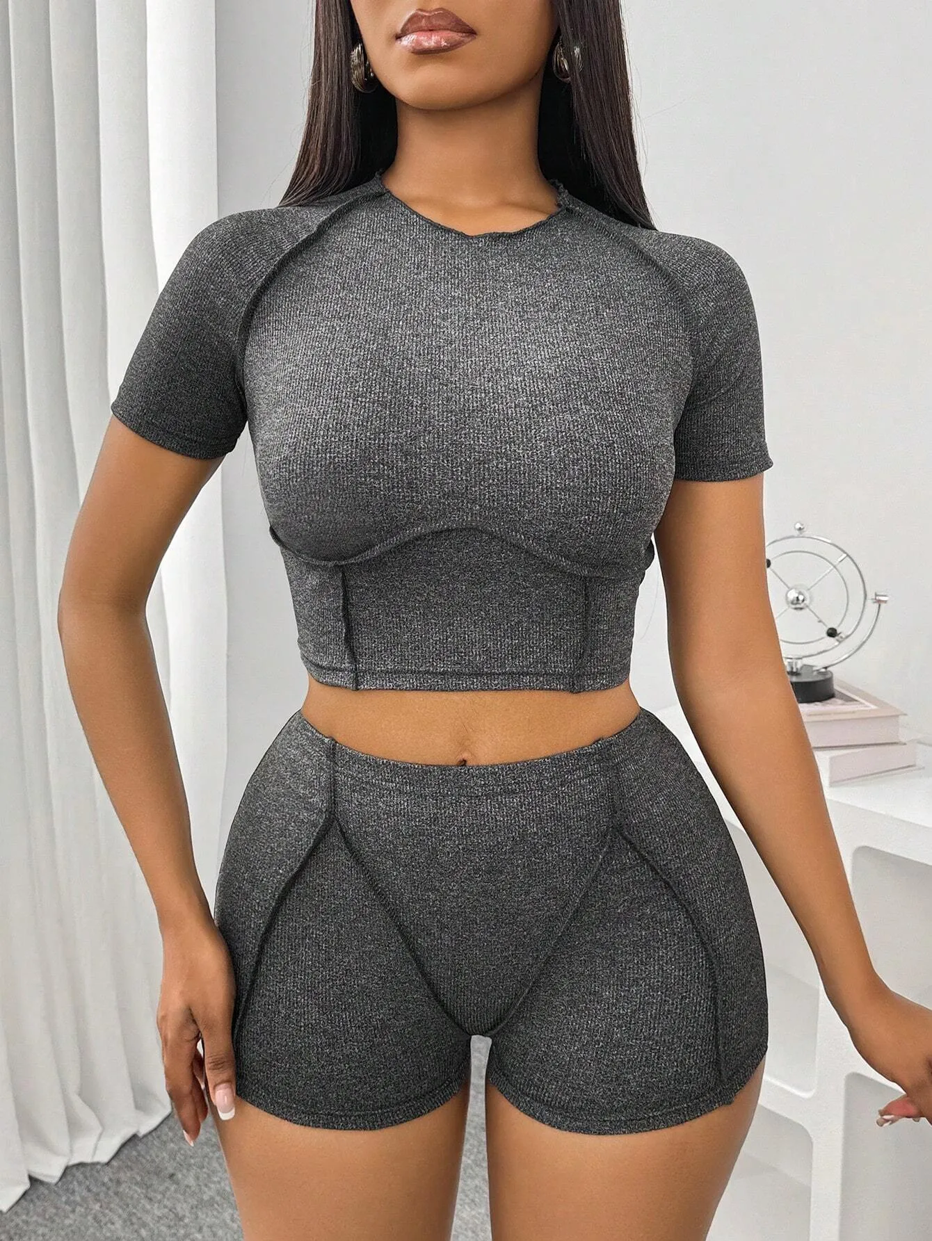 INAWLY 2pcs Women's Crew Neck Raglan Sleeve T-Shirt And Shorts, Fitted & Sexy Summer Set