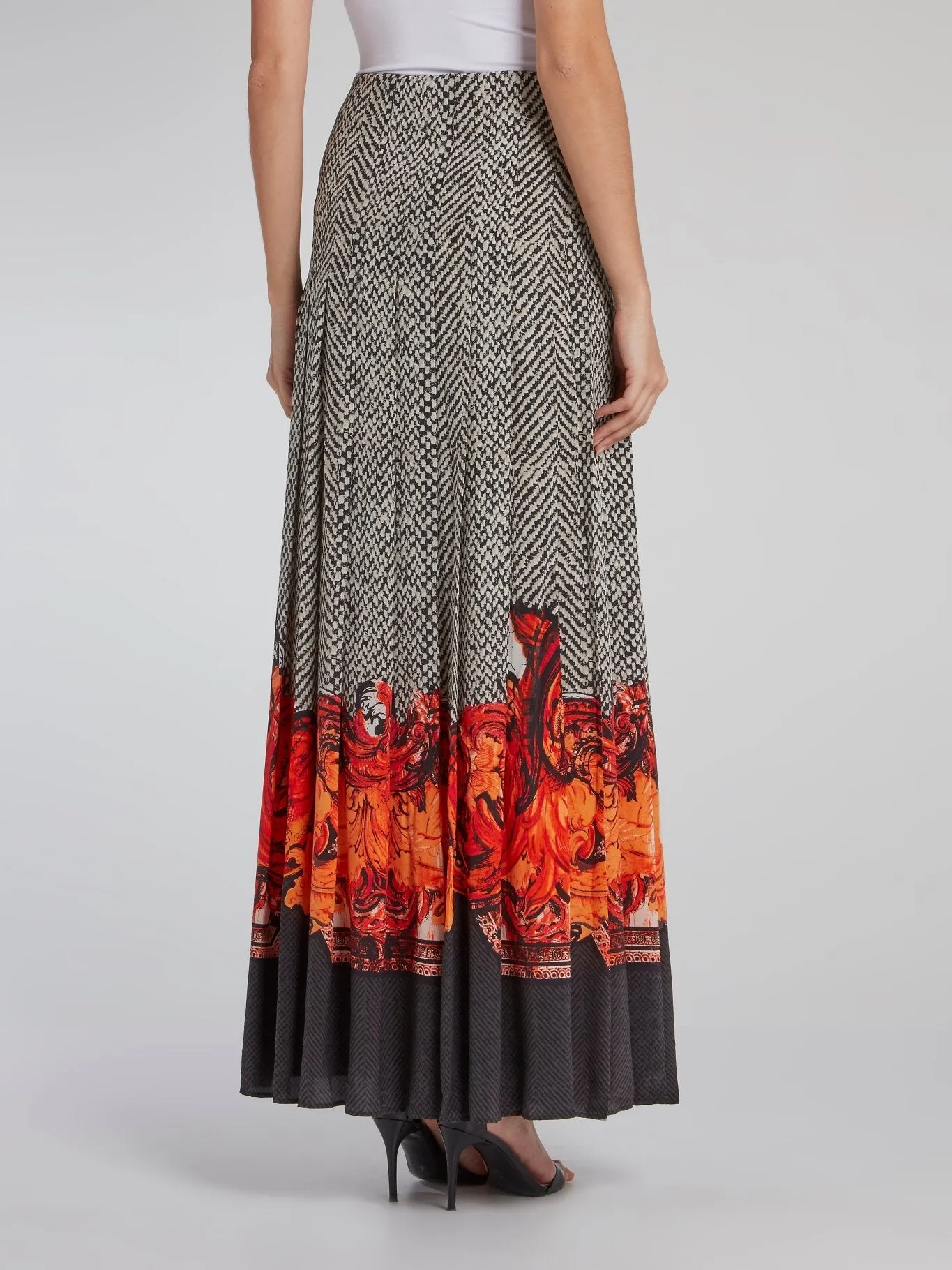 Jacquard Weave Pleated Maxi Skirt