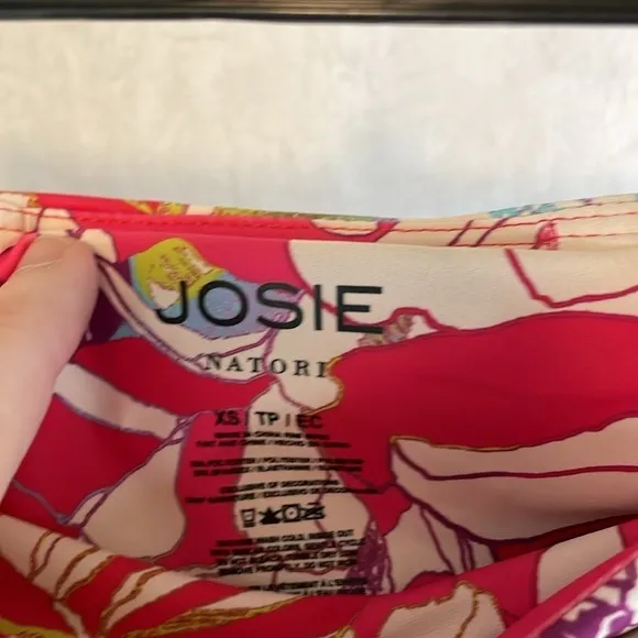 Josie Natori NWT Solstice Pink Poppy Cropped Bike Shorts Size XS Pockets