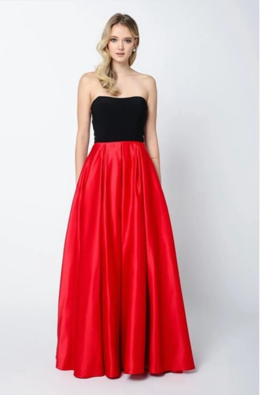 Juliets Evening Gowns 694