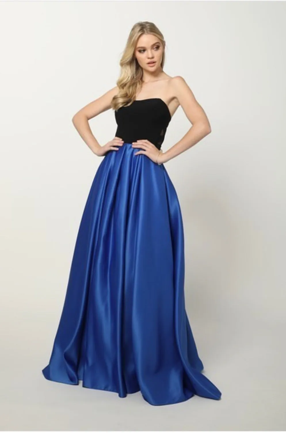 Juliets Evening Gowns 694