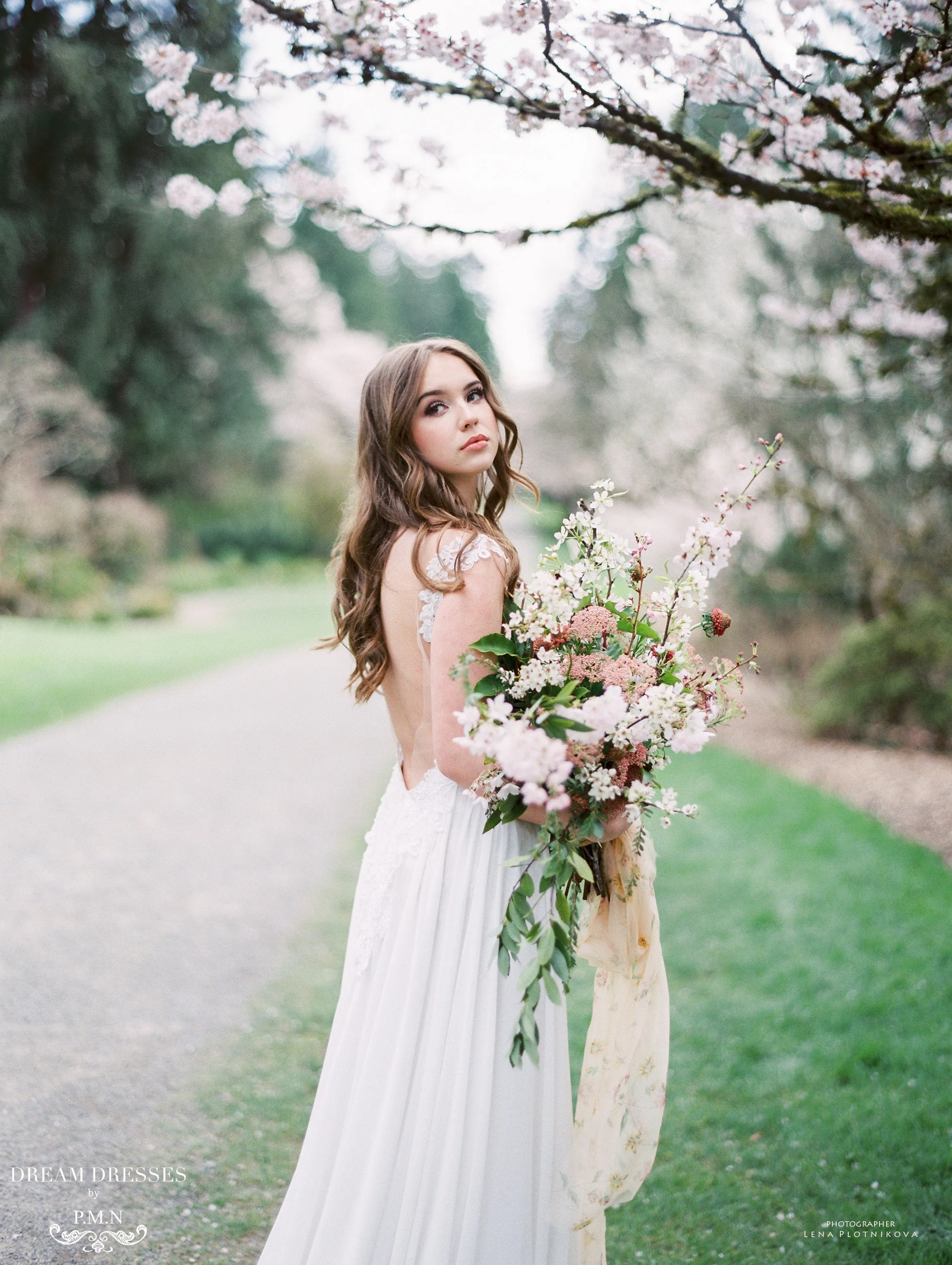 Lace and Chiffon Wedding Dress (#INAYA)