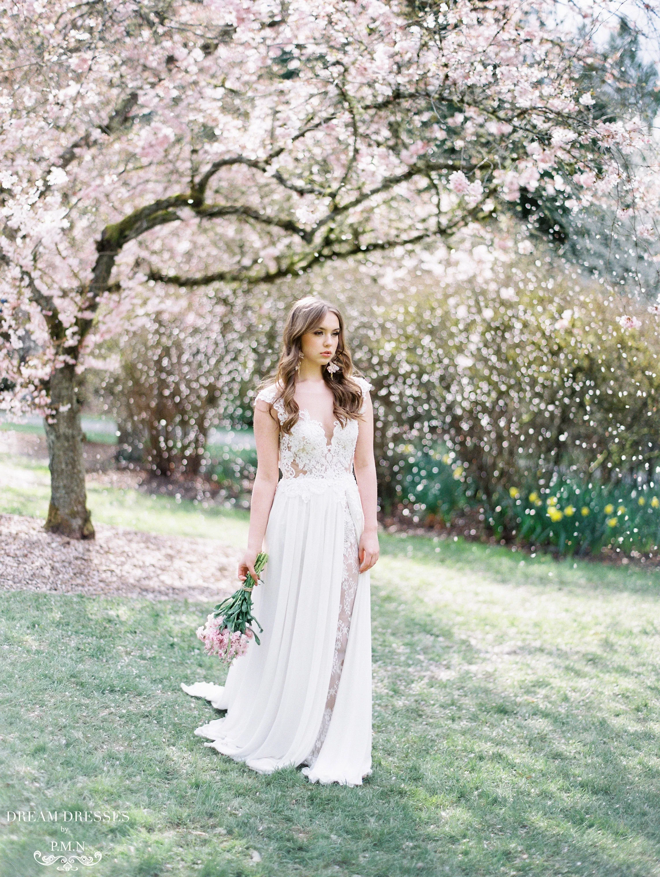 Lace and Chiffon Wedding Dress (#INAYA)