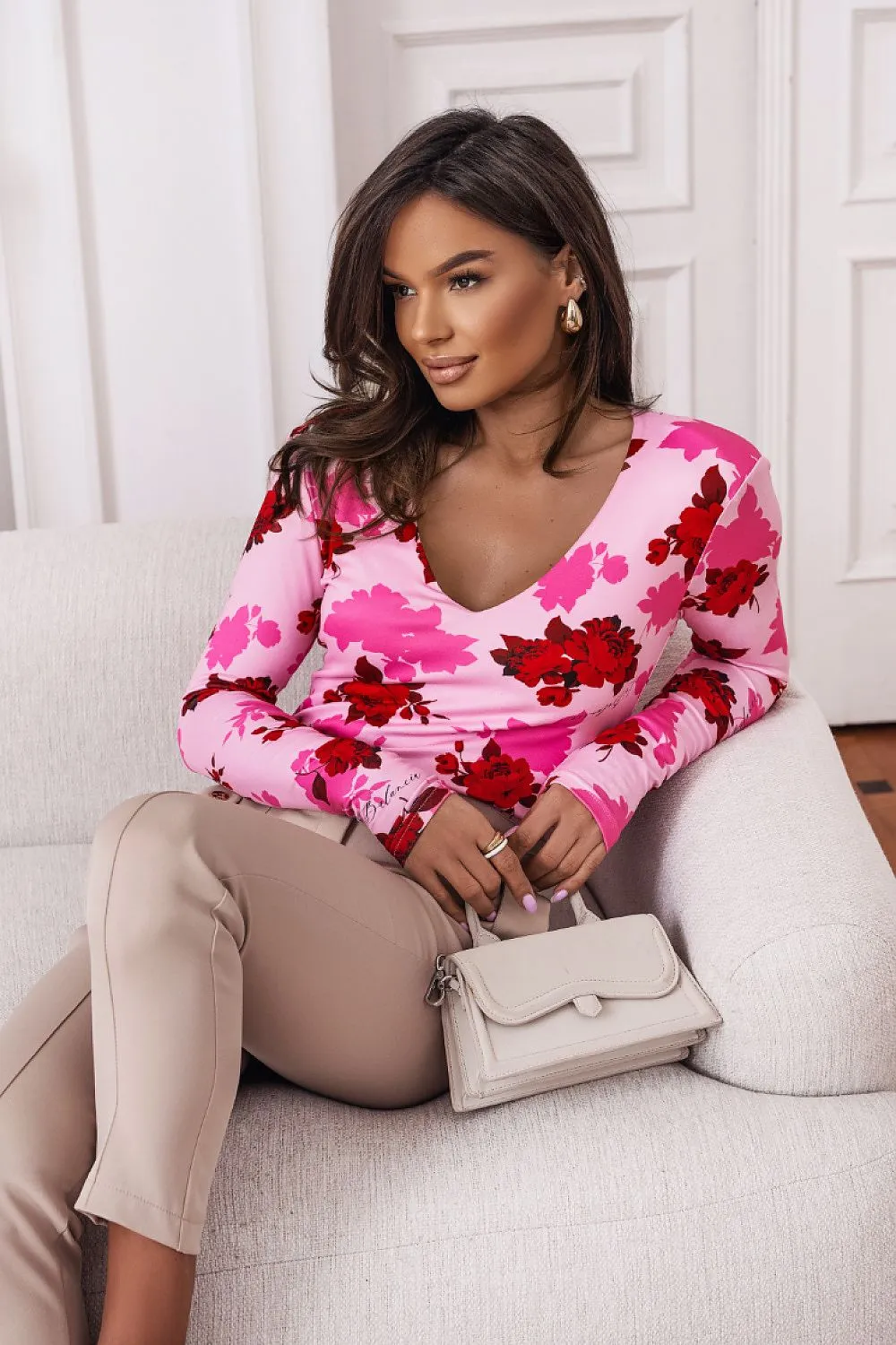 Long sleeve elegant light blouse