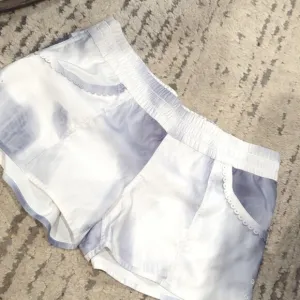 Lululemon paradise tie dye shorts grey/white