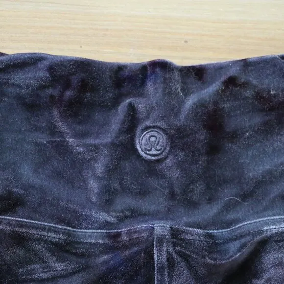 NEW Lululemon Wunder Lounge Bike Short 8&quot; Velour Size 2 &amp; 4 (XS, S)