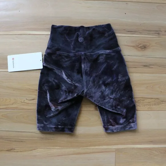 NEW Lululemon Wunder Lounge Bike Short 8&quot; Velour Size 2 &amp; 4 (XS, S)