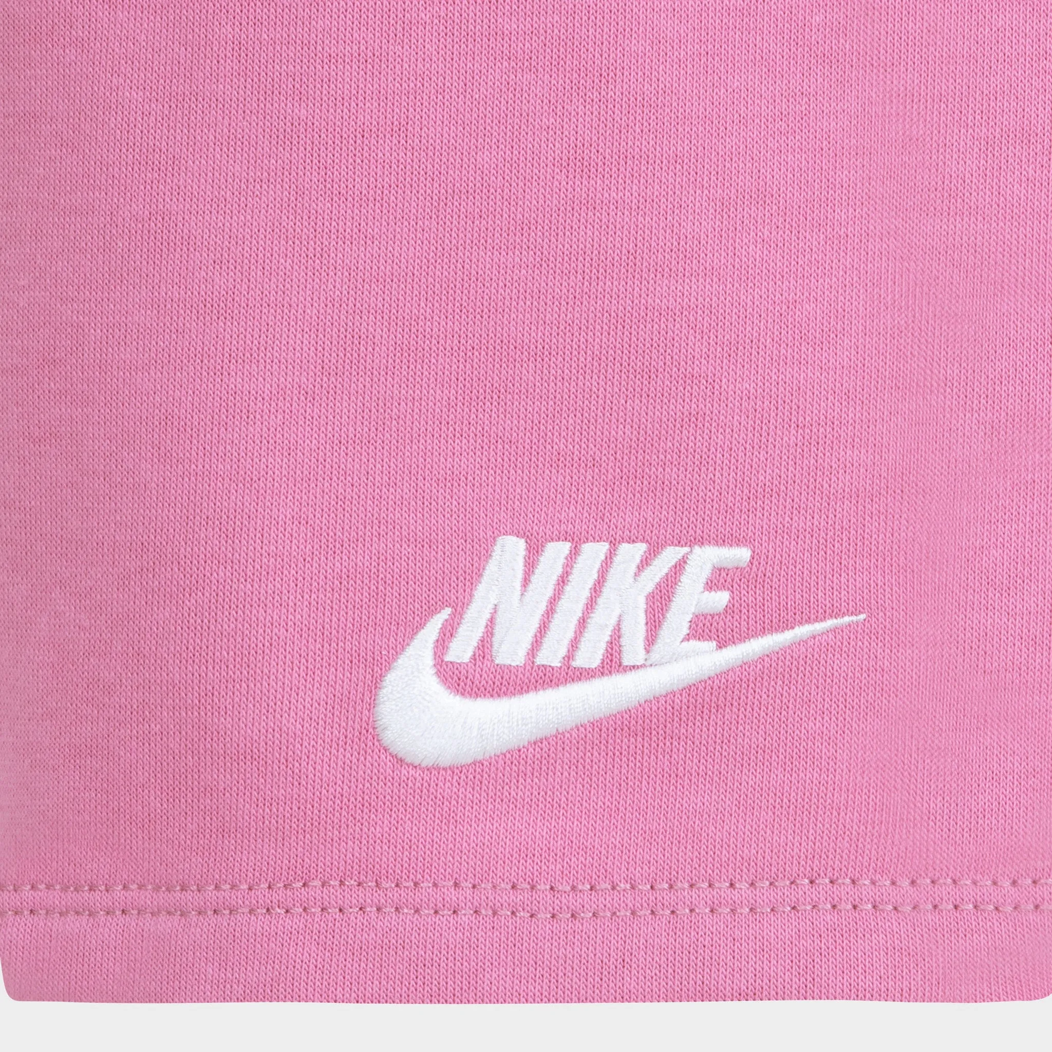 Nike Children's Club T-Shirt & Shorts Set / Magic Flamingo