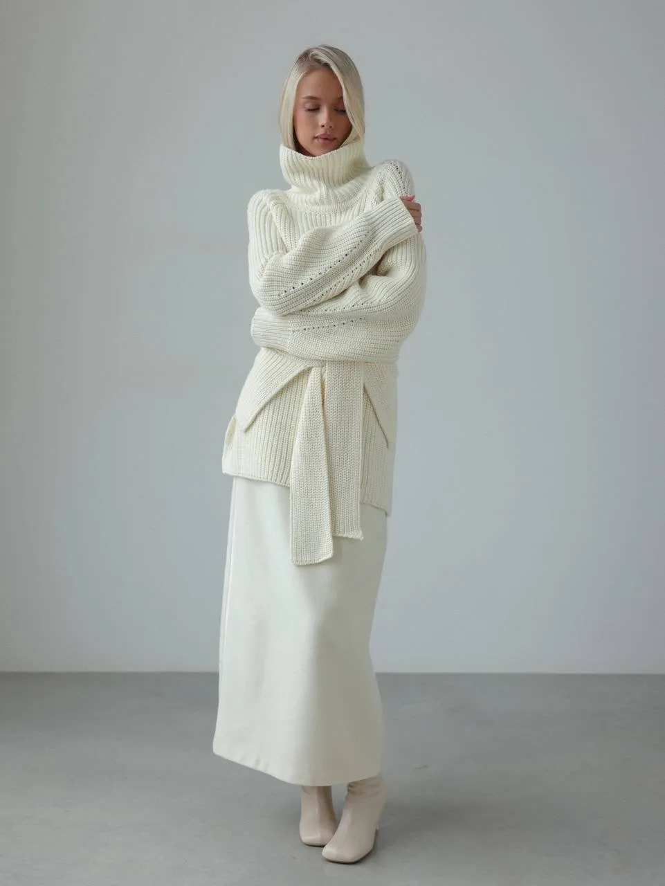 Oversized Knit Sweater with Belt