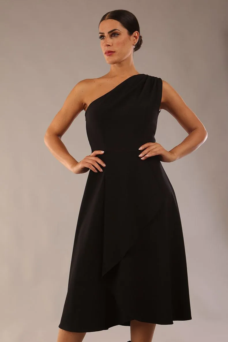 (PRE-ORDER) Portia One Shoulder A-line Dress
