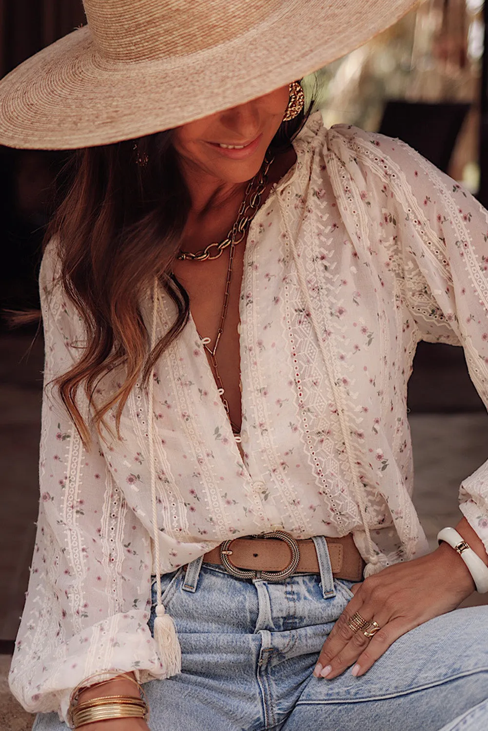 Red Floral Embroidered Lace Bubble Sleeve Shirt