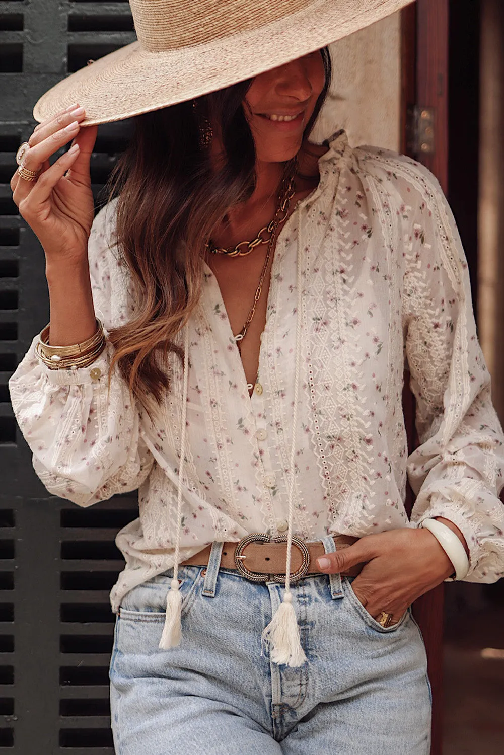 Red Floral Embroidered Lace Bubble Sleeve Shirt