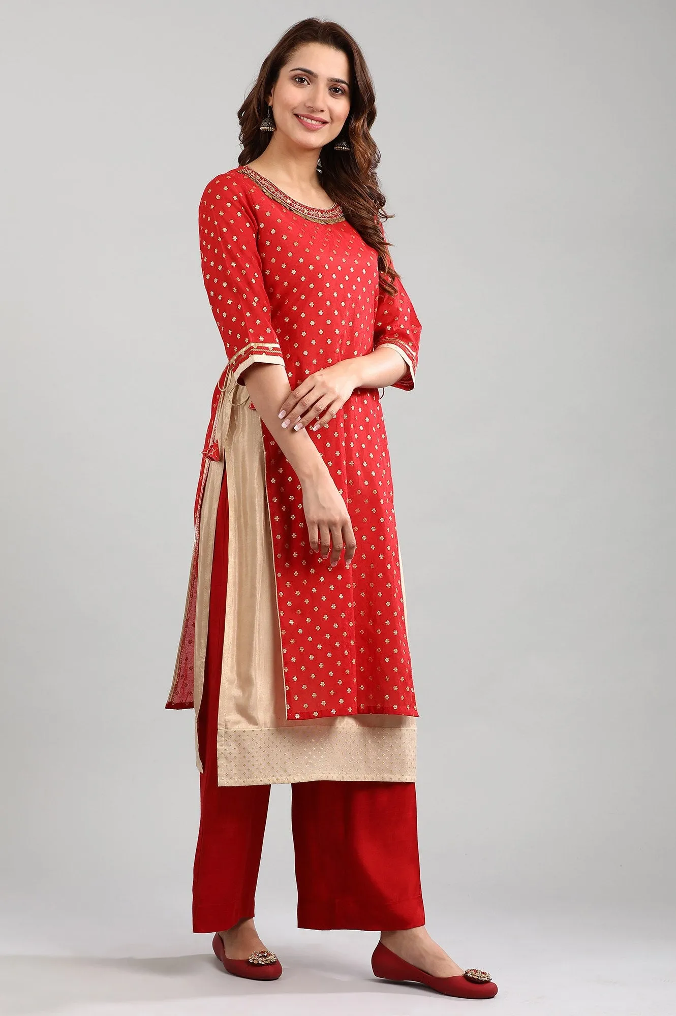 Red Round Neck Embellished kurta Set
