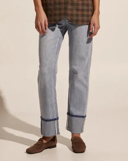 RESIDENT Jean