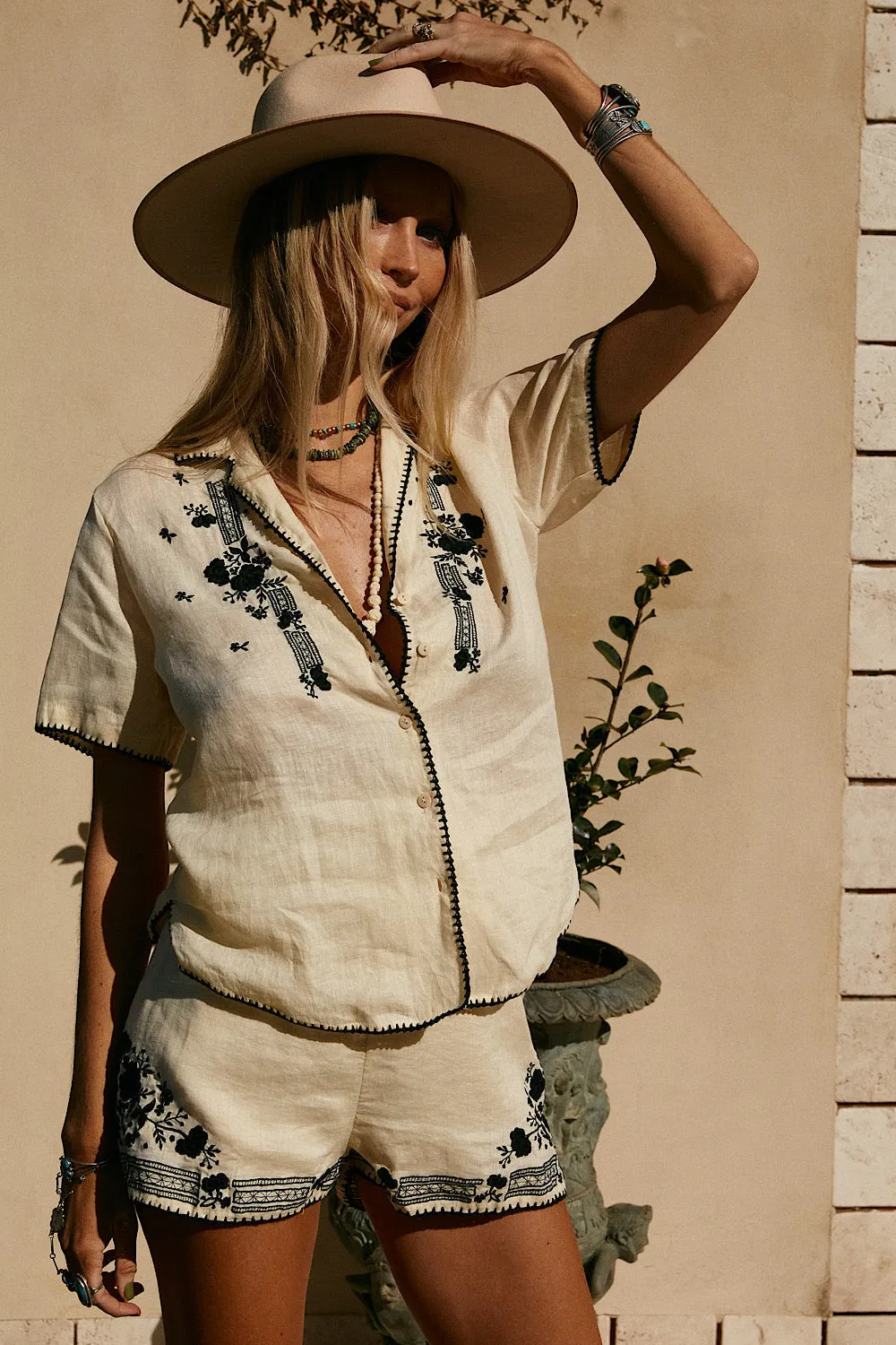 Sea Of Heartbreak Linen Embroidered Shorts
