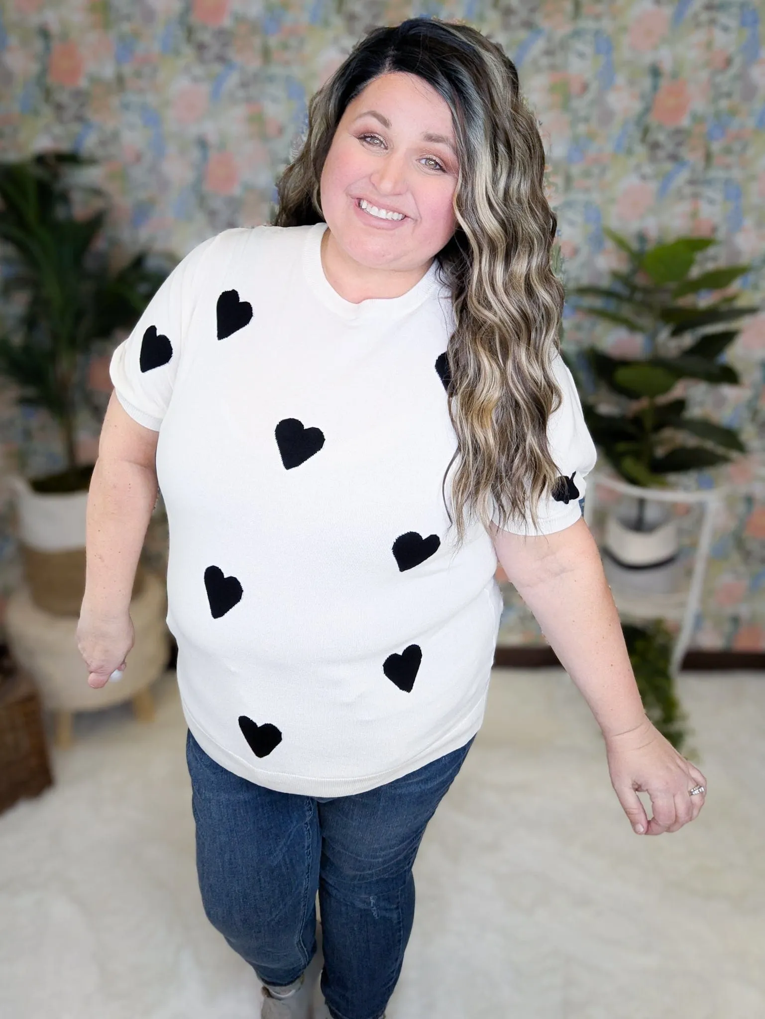 Sweetheart Short Sleeve Heart Print Sweater (2 colors)