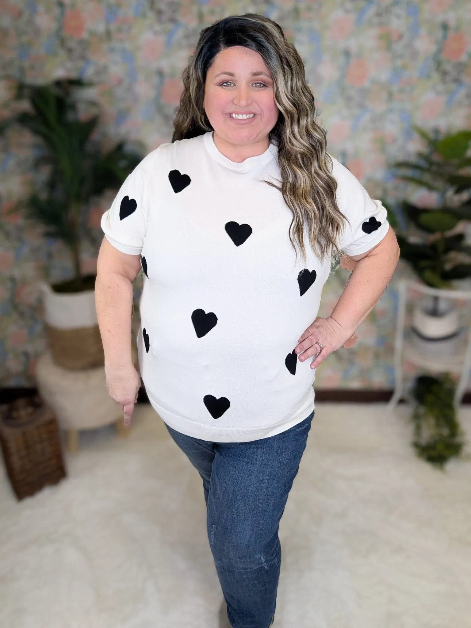 Sweetheart Short Sleeve Heart Print Sweater (2 colors)