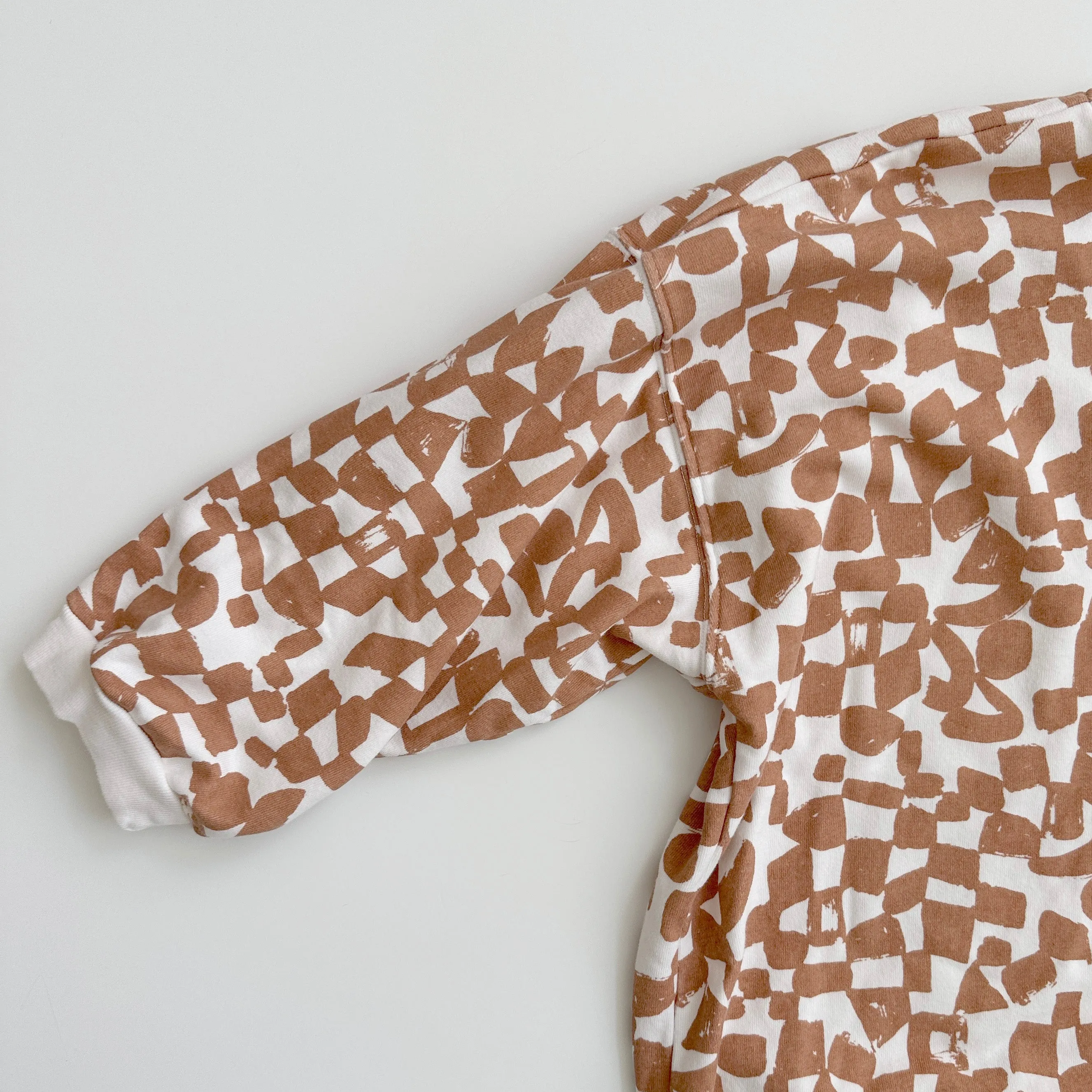 The Stevie Sweatshirt - Checks in Amber & Bare